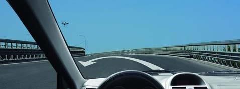 سوال 89: حق تقدم کدام وسیله نقلیه را باید رعایت .شما به حرکت خود در مسیر مستقیم ادامه می دهید کنید؟