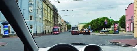 سوال 495: :راننده هنگام گردش به چپ در این حالت