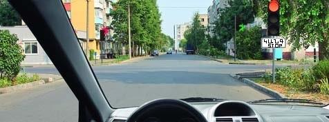 سوال 631: آیا ایستادن وسیله نقلیه برای پیاده کردن مسافرین در نقطه قید شده مجاز است؟