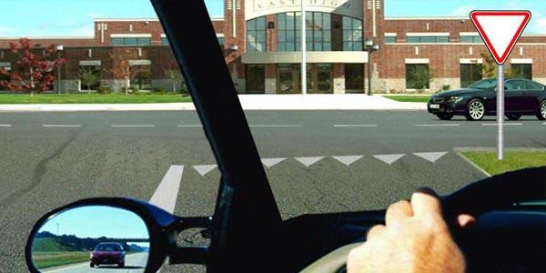 سوال 696: توقف کردن در کدام موارد ممنوع است؟