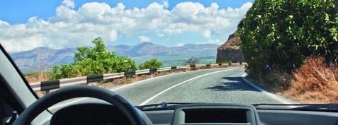 سوال 744: منطقه «سرعت مجاز برای تردد وسایل نقلیه در حیطه مشمول تابلوهای راهنمایی و رانندگی چقدر است؟ »پایان منطقه مسکونی«و »مسکونی