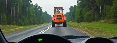 سوال 751: متر ا بیرون زده باشد ،آیا ضرورت دارد در 1.2در صورتی که بار از لبه عقب وسیله نقلیه ،و در »بار با اندازه های جانبی بزرگ« )برچسب(ساعات روشن روز بار با عالمت شناسایی ساعات تاریک روز و در شرایط دید کم ،همچنین با منعکس کننده های نور یا چراغ های گردان در جلو به رنگ سفید و در عقب به رنگ قرمز مشخص شود؟