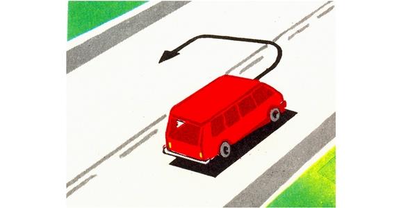 سوال 666: کدامیک از رانندگان موظف به توقف است؟