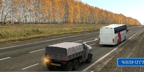 سوال 913: :چنانچه سیم انتقال برق بر روی خودرو افتاده باشد در آن صورت باید